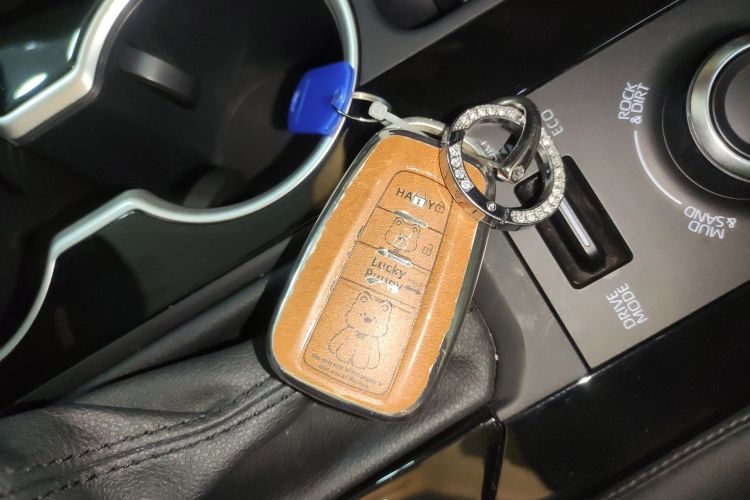 丰田 汉兰达 2022款 380T 四驱尊贵版 7座中控内饰11