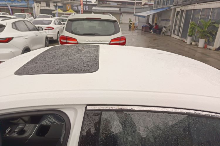 长安 逸动 2025款 蓝鲸 1.5T 500Bar尊贵型局部细节57