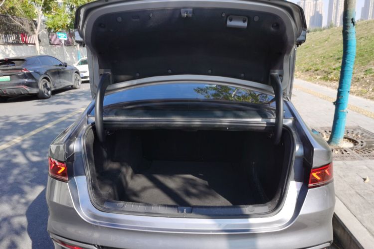 比亚迪 秦PLUS 2023款 冠军版 DM-i 55KM领先型局部细节23