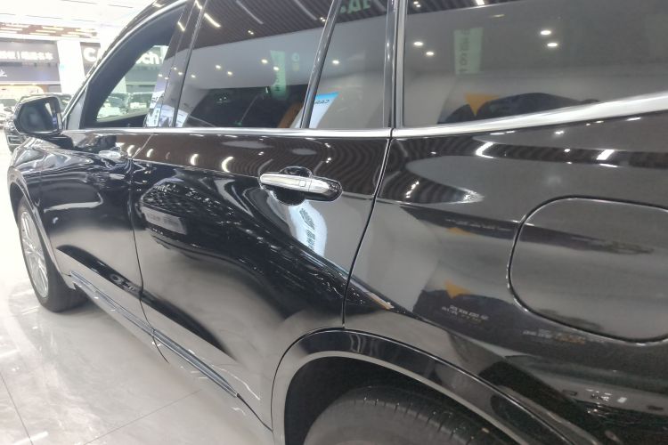 凯迪拉克XT6 2022款 2.0T 六座四驱豪华型车身外观6003