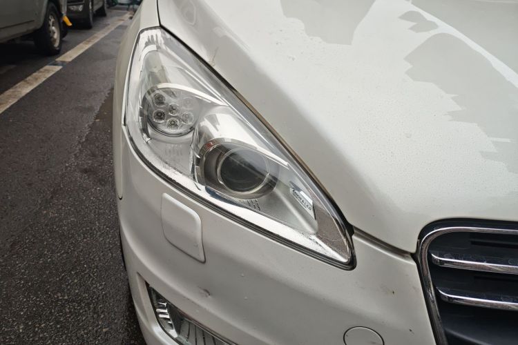 标致508 2013款 2.0L 两周年纪念 自动智享版车身外观6006