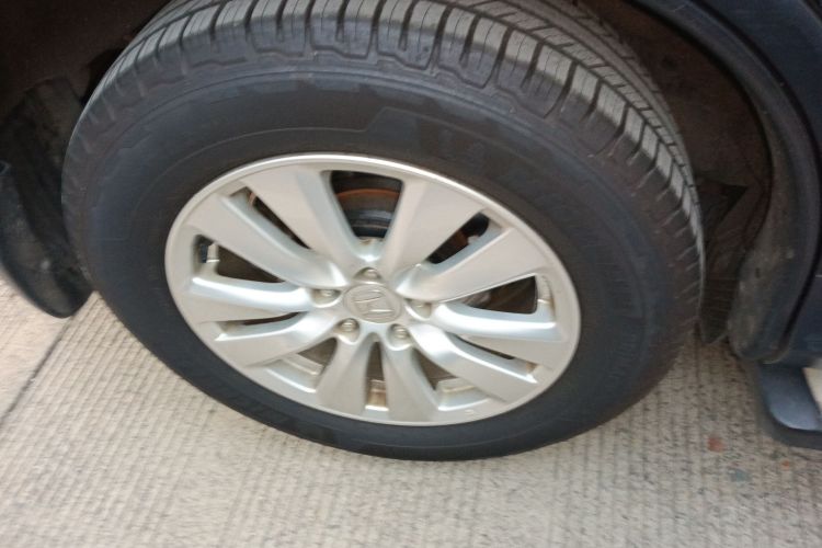 本田CR-V 2016款 2.0L 两驱都市版车身外观6008