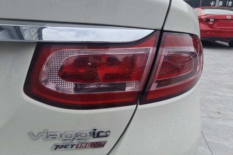 菲亚特 菲翔 2012款 1.4T 自动尊享版车身外观9