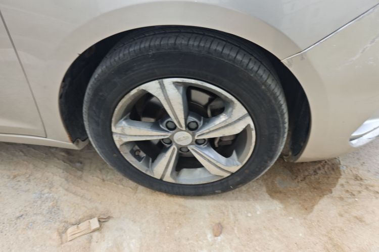 吉利汽车 帝豪GL 2019款 1.4T 手动精英智享型车身外观6007