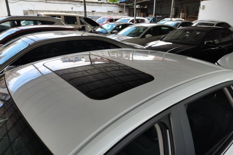 吉利汽车 帝豪 2022款 第4代 1.5L CVT尊贵型局部细节57