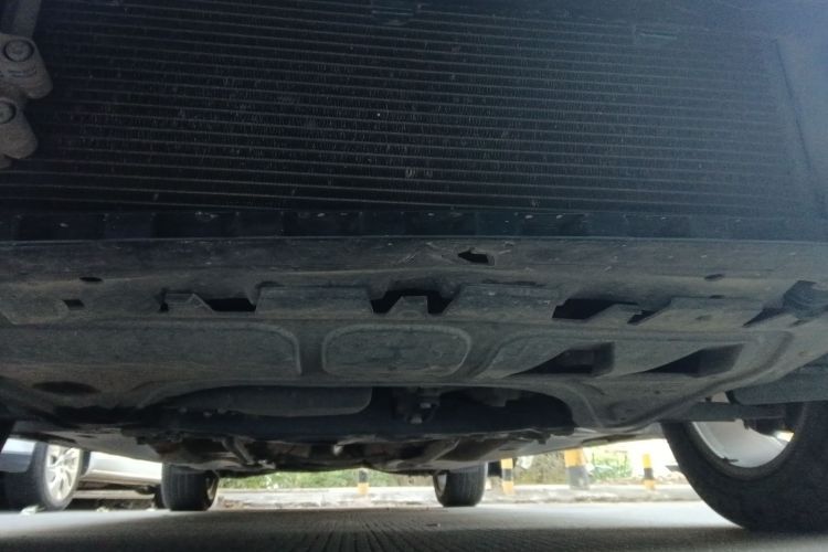 大众 帕萨特 2014款 1.8TSI DSG御尊版局部细节9008