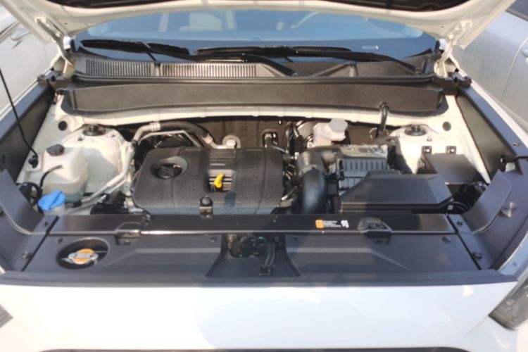 北京现代ix35 2019款 2.0L 自动两驱智勇·畅享版 国VI机舱底盘24