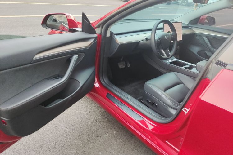 特斯拉 Model 3 2021款 标准续航后驱升级版中控内饰20