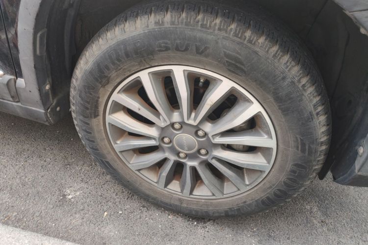 哈弗H6 2017款 红标 运动版 1.5T 自动两驱豪华型车身外观10