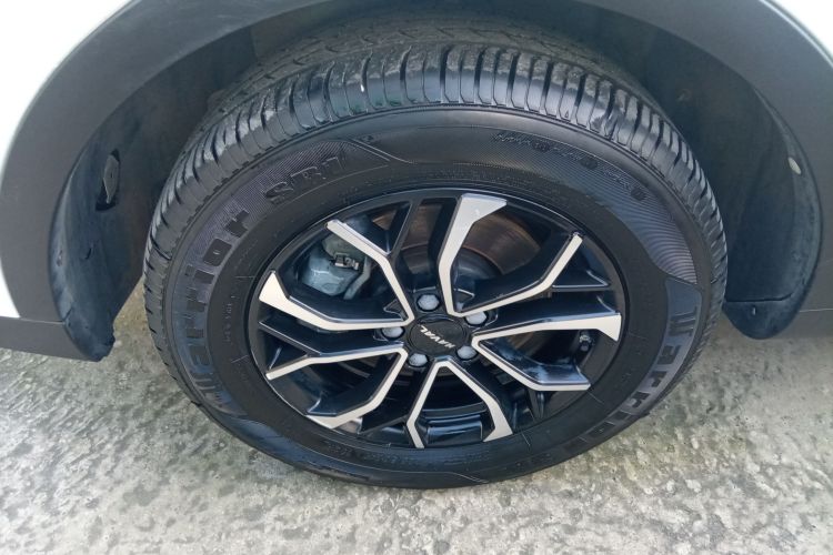 哈弗H6 2021款 国潮版 1.5T 自动都市版车身外观6001