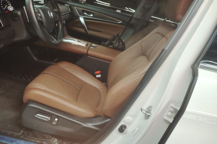 本田UR-V 2020款 370TURBO 四驱尊享版局部细节19