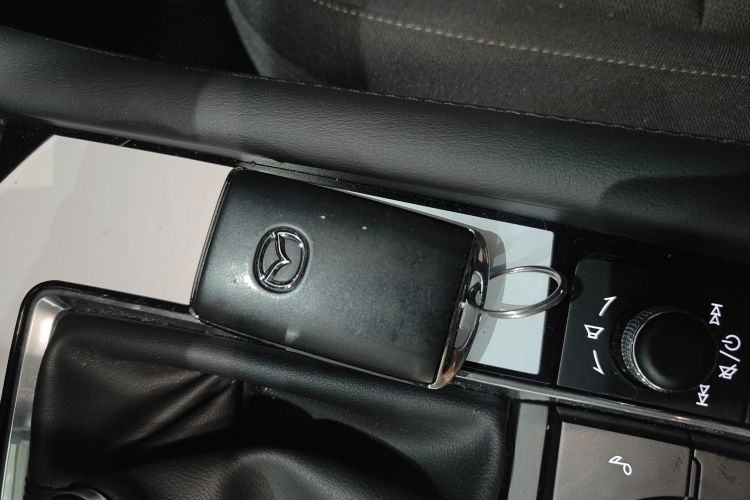 马自达3 昂克赛拉 2023款 2.0L 自动质炫版中控内饰11