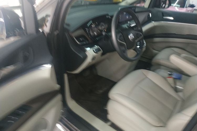 别克GL8 2023款 陆上公务舱 智享型中控内饰20