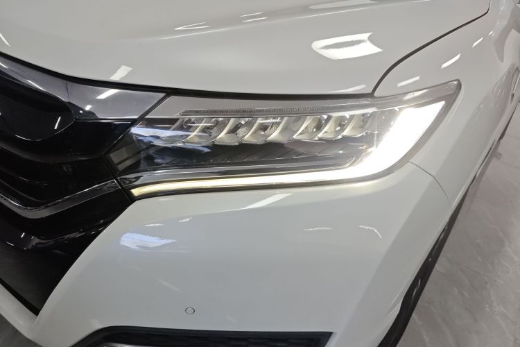 本田UR-V 2017款 370TURBO 两驱尊贵版 国V局部细节36