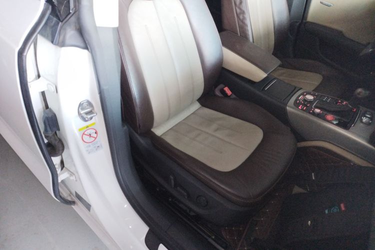 奥迪A7 2014款 30 FSI 进取型局部细节41