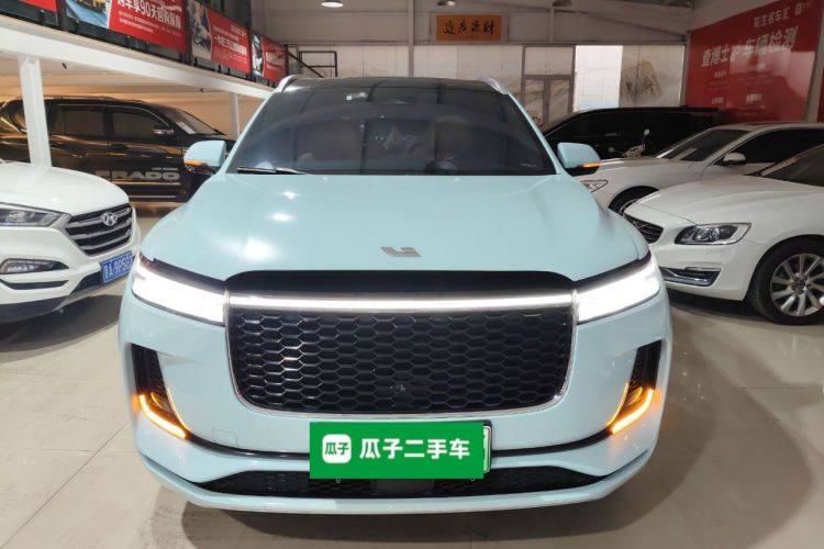 理想汽车 理想ONE 2021款 增程6座版车身外观2