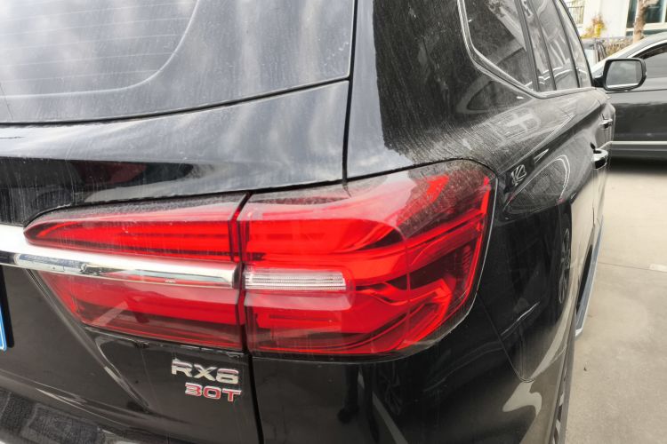 荣威RX8 2019款 30T 智联网两驱超群旗舰版车身外观9