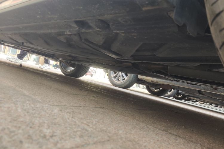 奔驰GLA 2017款 GLA 220 4MATIC 时尚型局部细节9003