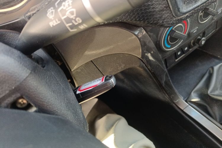 长城 风骏5 2017款 2.4L欧洲版汽油两驱进取型大双排4G69S4N中控内饰7001