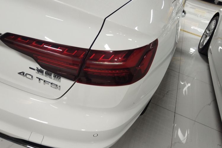奥迪A4L 2022款 40 TFSI 时尚致雅型车身外观6006