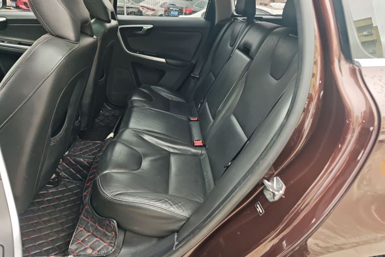 沃尔沃XC60 2017款 T5 智行升级版中控内饰21