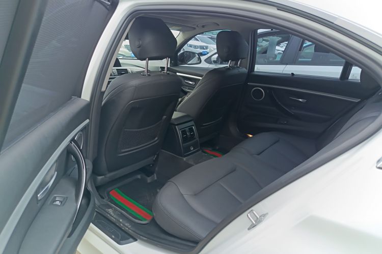 宝马3系 2018款 320Li 时尚型中控内饰7004