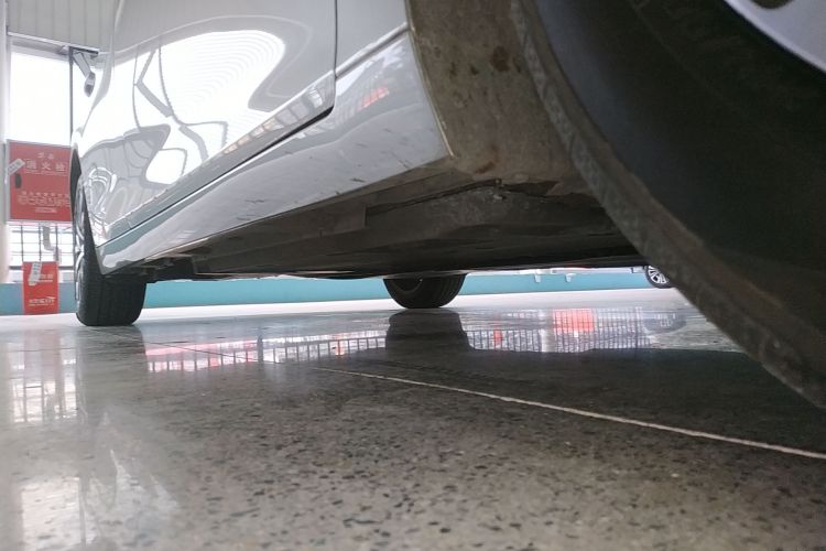 雷克萨斯ES 2020款 200 卓越版局部细节9001