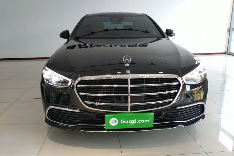 奔驰S级 2024款 改款 S 400 L 商务型车身外观2