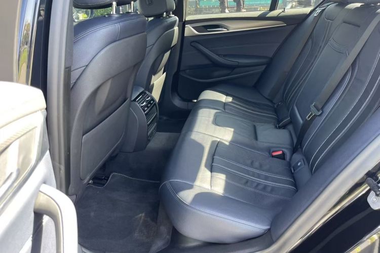 宝马5系(进口) 2020款 525i M运动套装中控内饰21