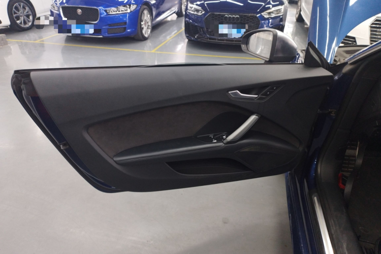 奥迪TT 2015款 TT Coupe 45 TFSI中控内饰7007