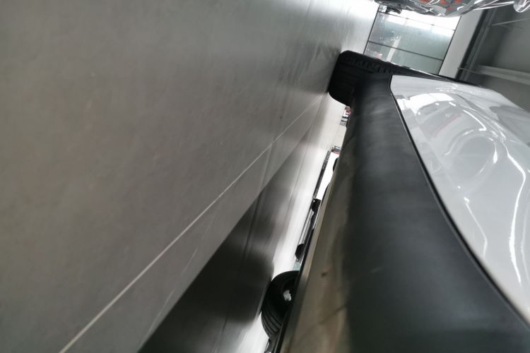 特斯拉 Model Y 2022款 后轮驱动版局部细节9001