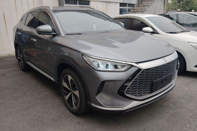 比亚迪 宋PLUS新能源 2021款 DM-i 110KM 旗舰型车身外观3