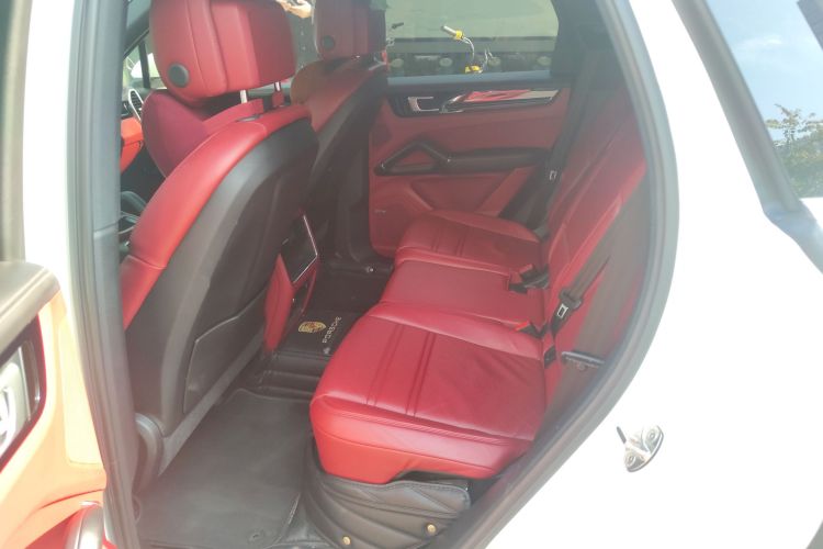 保时捷 2019款 Cayenne 3.0T中控内饰7004