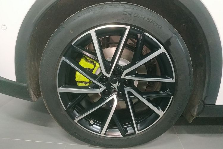 ARCFOX极狐 极狐 阿尔法S5 2024款 560MAX 185kW车身外观6008