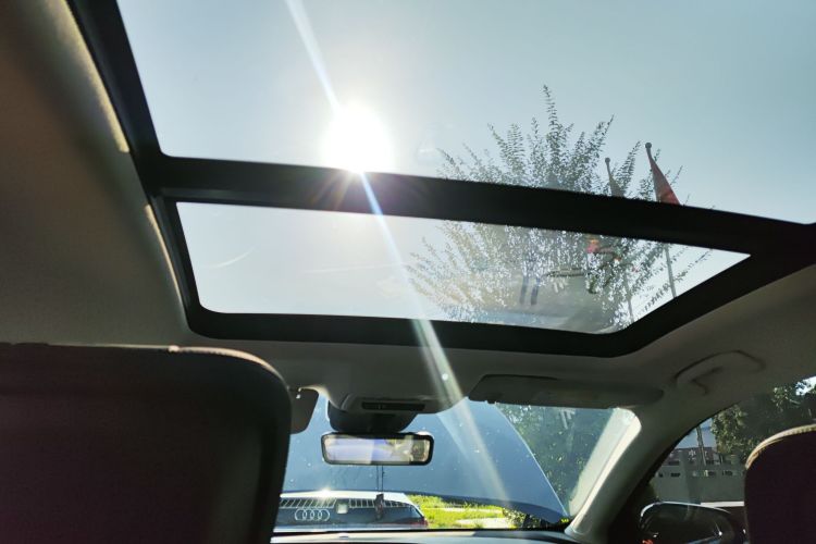 别克 君越 2024款 28T 越尊版中控内饰22