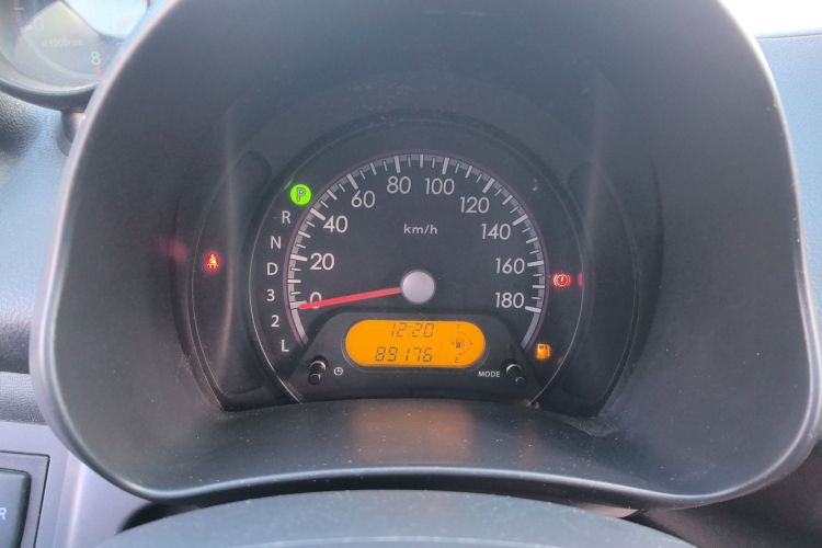 铃木 奥拓 2013款 1.0L 自动豪华型中控内饰14