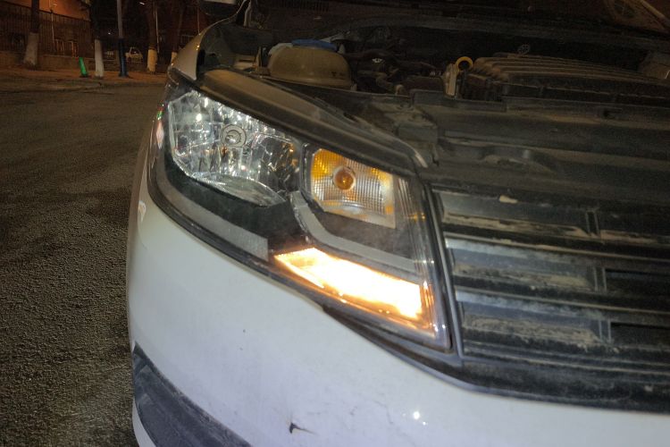 大众 桑塔纳 2019款 1.5L 手动风尚版 国VI车身外观8