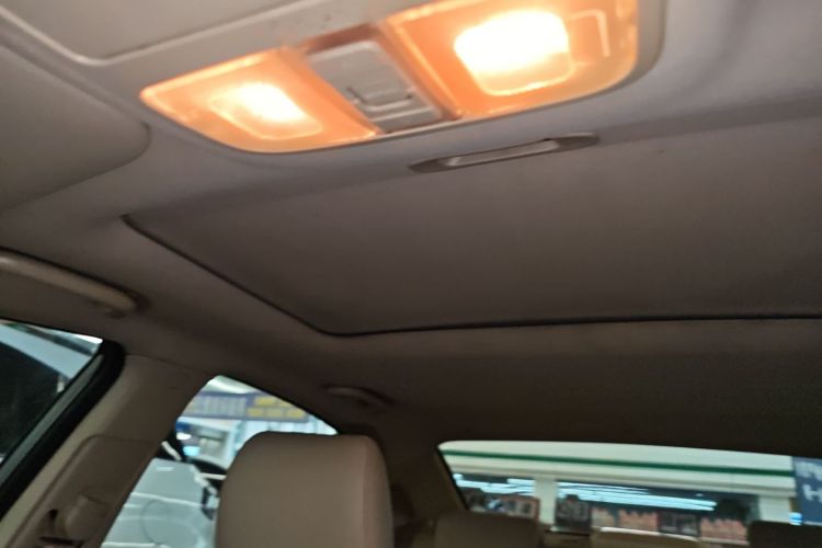 长安 逸动 2016款 1.6L 自动风尚型中控内饰22