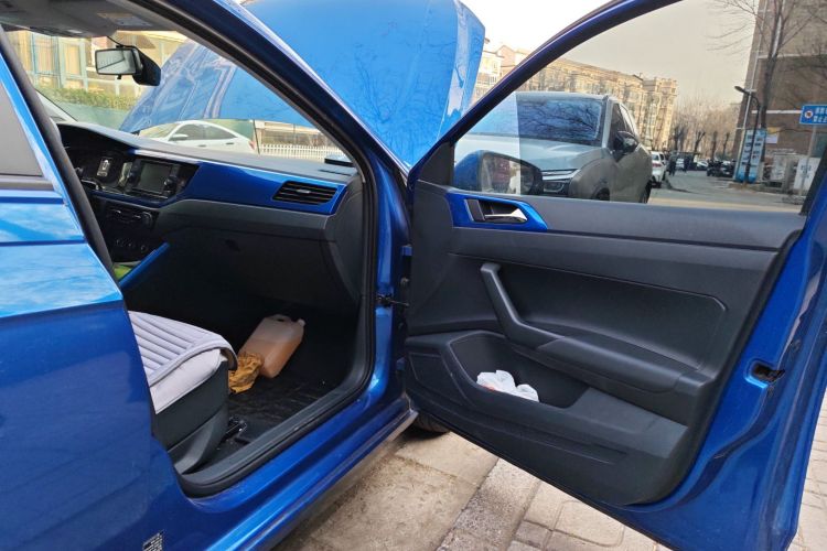 大众 Polo 2019款 Plus 1.5L 自动炫彩科技版局部细节9005