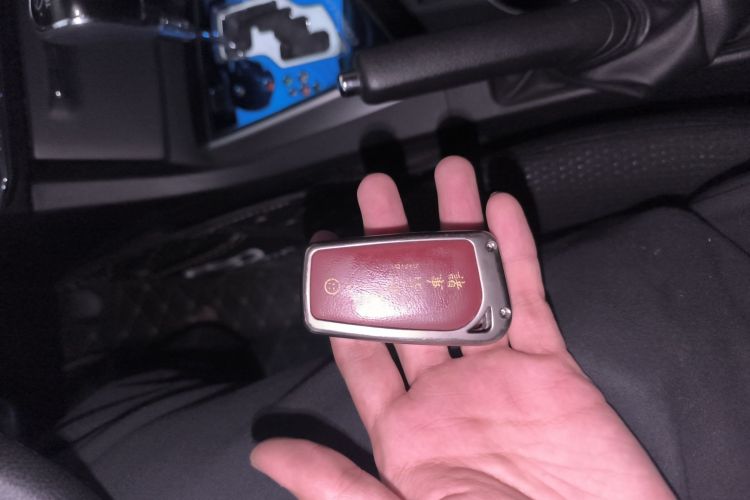 丰田 卡罗拉 2014款 1.6L CVT GL中控内饰11