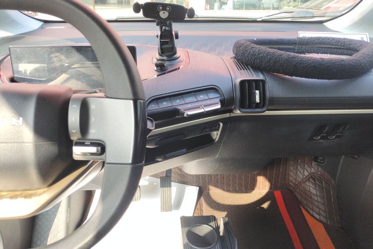 宝骏KiWi EV 2021款 设计师 三元锂中控内饰16