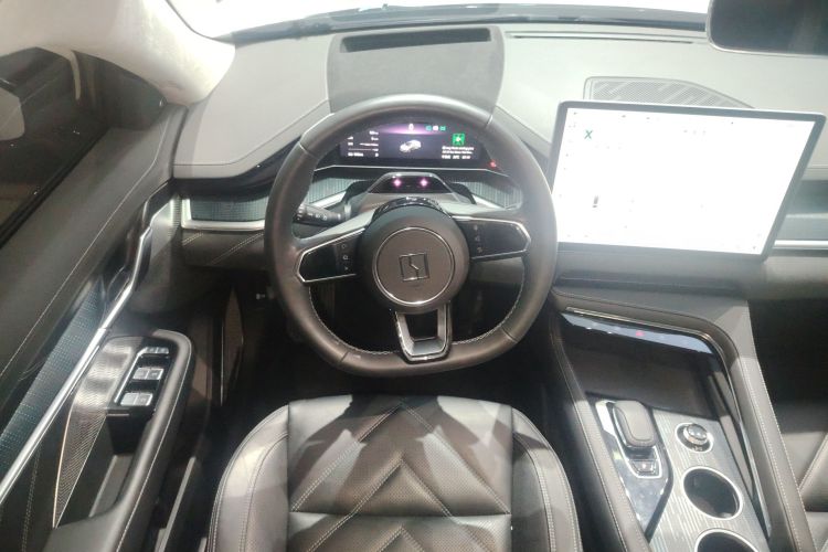 极氪001 2023款 WE版 100kWh局部细节13