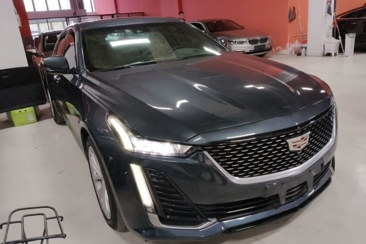 凯迪拉克CT5 2020款 改款 28T 豪华型车身外观3