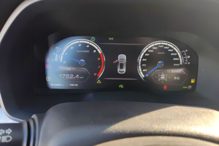 魏牌 VV7 2017款 2.0T 超豪型中控内饰14