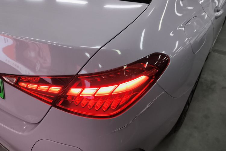 奔驰C级新能源 2024款 改款三 C 350 eL车身外观9
