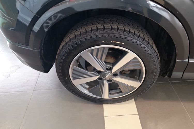 奥迪Q2L e-tron 2019款 Q2L e-tron 纯电智酷型车身外观6003