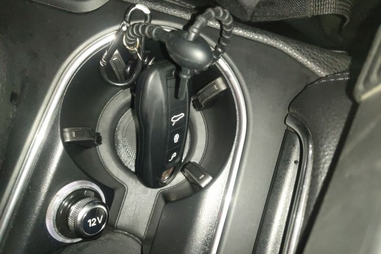 保时捷 2018款 Cayenne 3.0T中控内饰7001