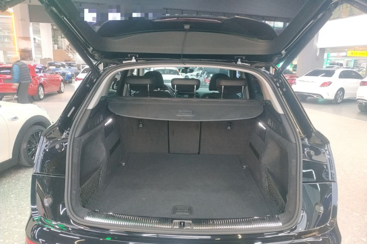 奥迪Q5L 2022款 40T 时尚动感型局部细节23