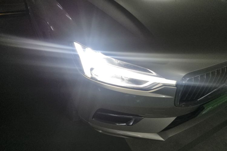 沃尔沃XC60 2021款 T5 四驱智远豪华版车身外观8