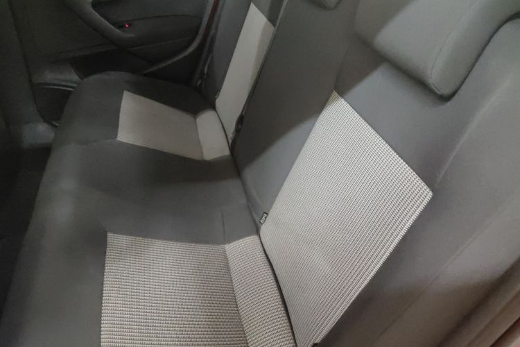 大众 Polo 2014款 1.4L 手动风尚版中控内饰21